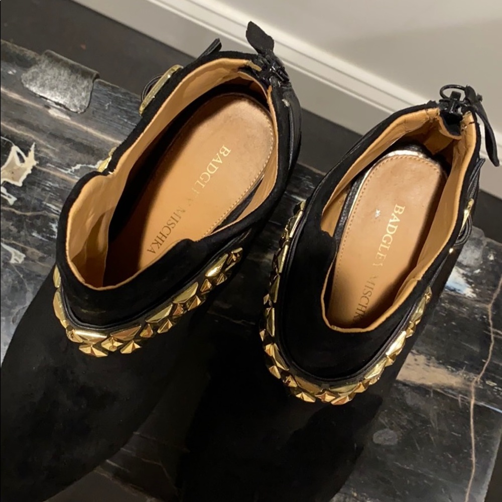 BADGLEY MISCHKA suede bootie - Picture 6 of 8